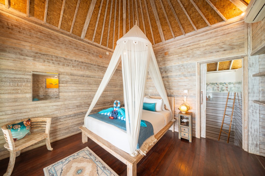 Bungalow bed and room view