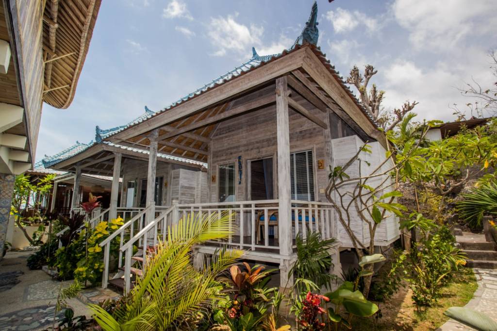 Front view of bungalow