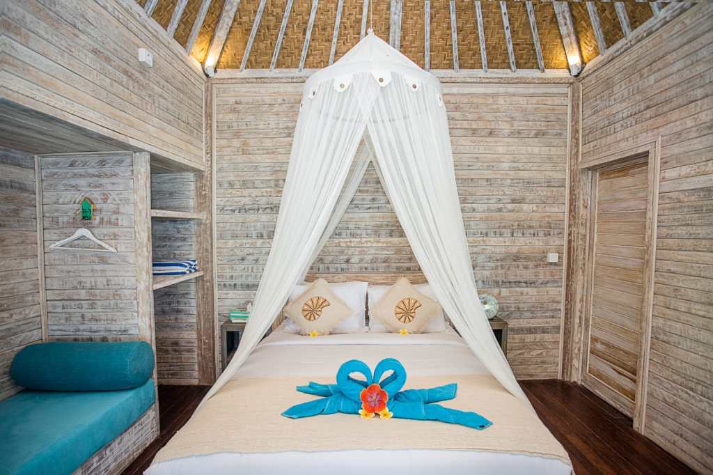 Front view of bed in bungalow