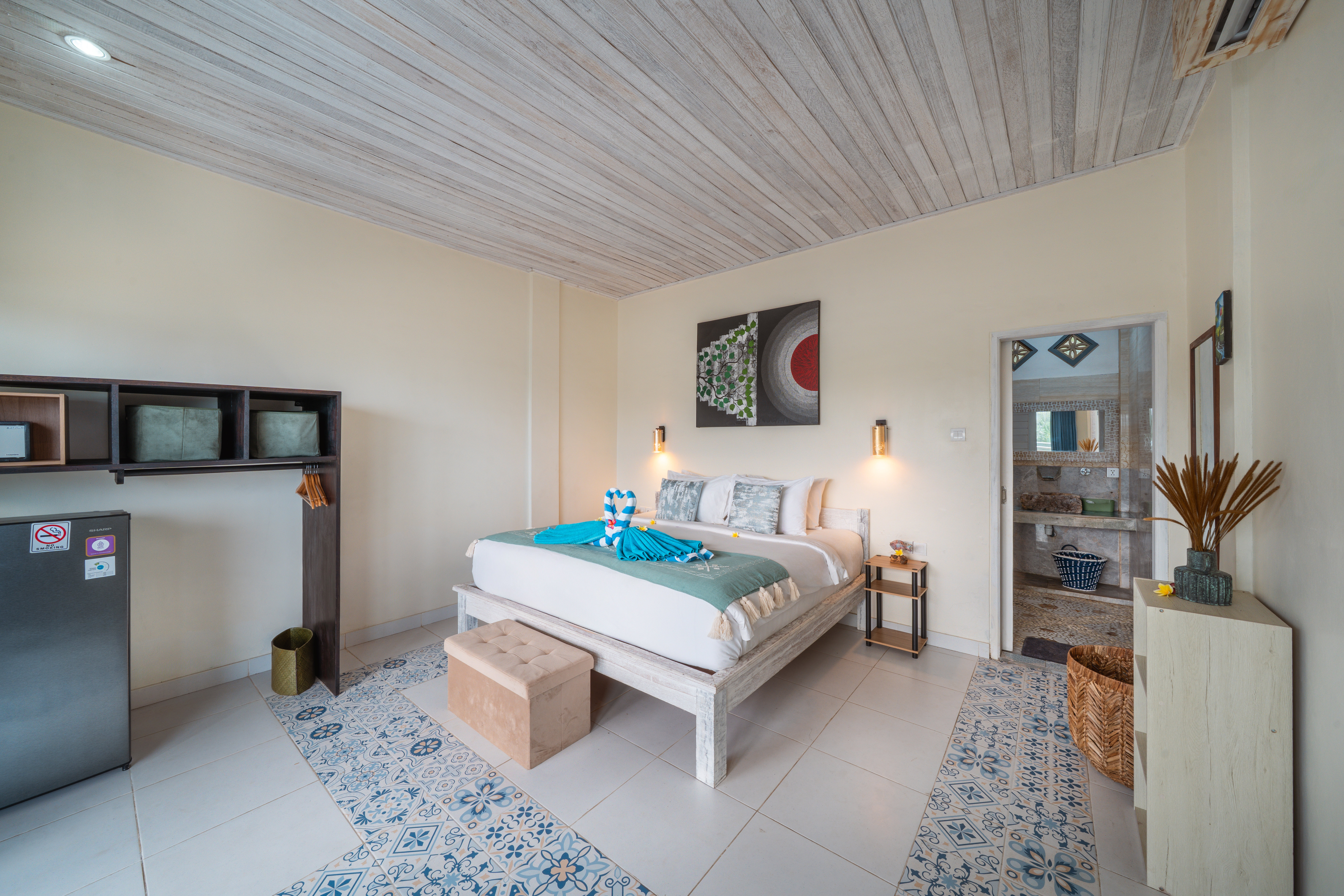Double Room bed