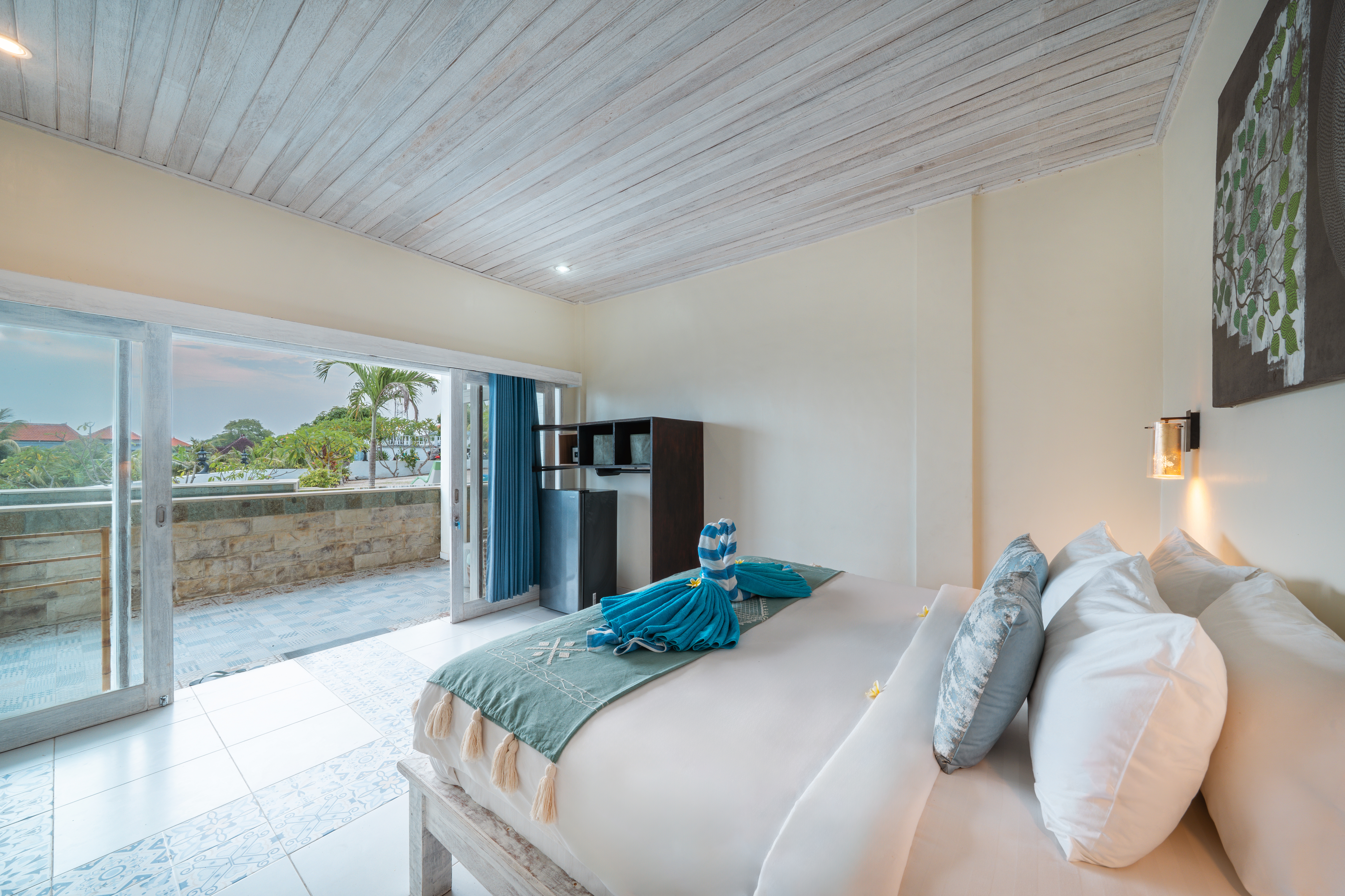 Double Room bed