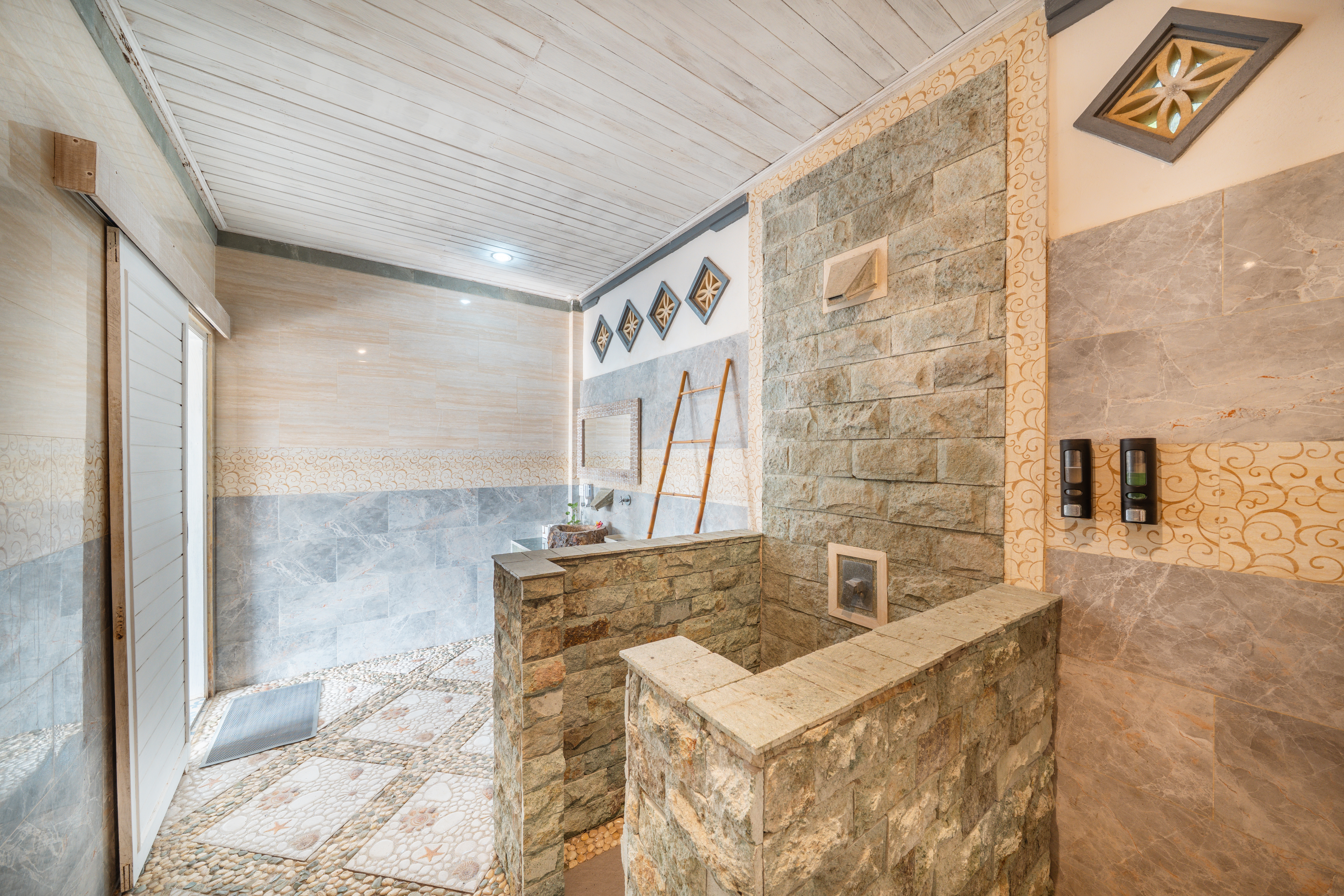 Family Room bathroom