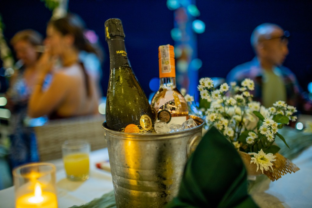 Ice bucket with wine.